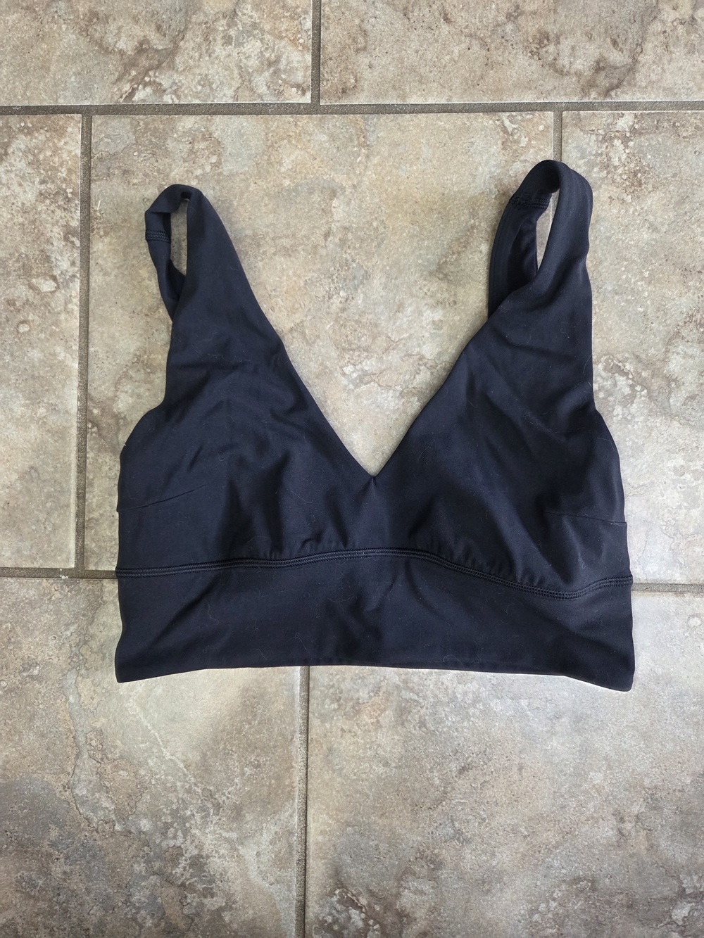 Lululemon Align V-Neck Bra *Light Support, C/D Cup Size 8